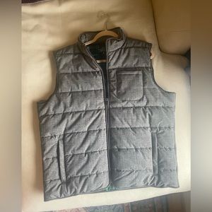 Vineyard Vines Quilted Vest